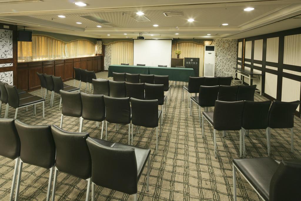 Cambridge Tainan Hotel Dış mekan fotoğraf