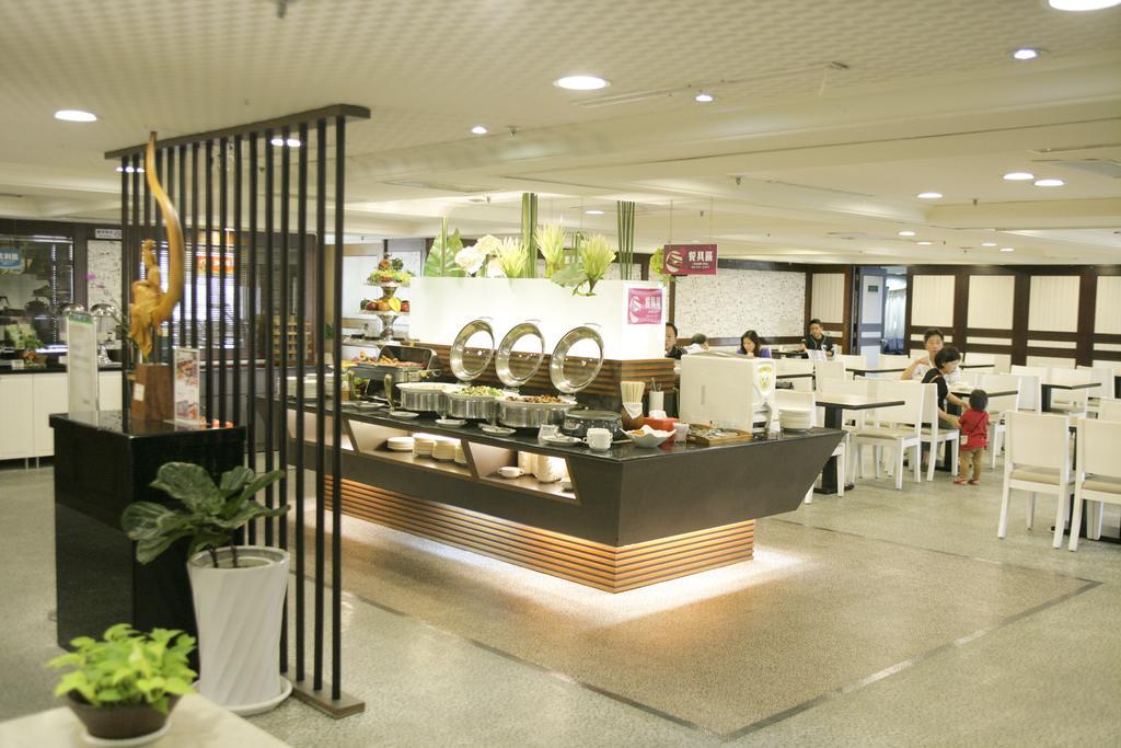 Cambridge Tainan Hotel Dış mekan fotoğraf