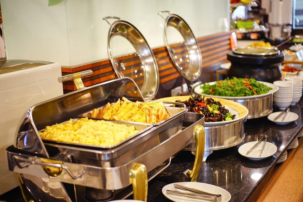 Cambridge Tainan Hotel Dış mekan fotoğraf