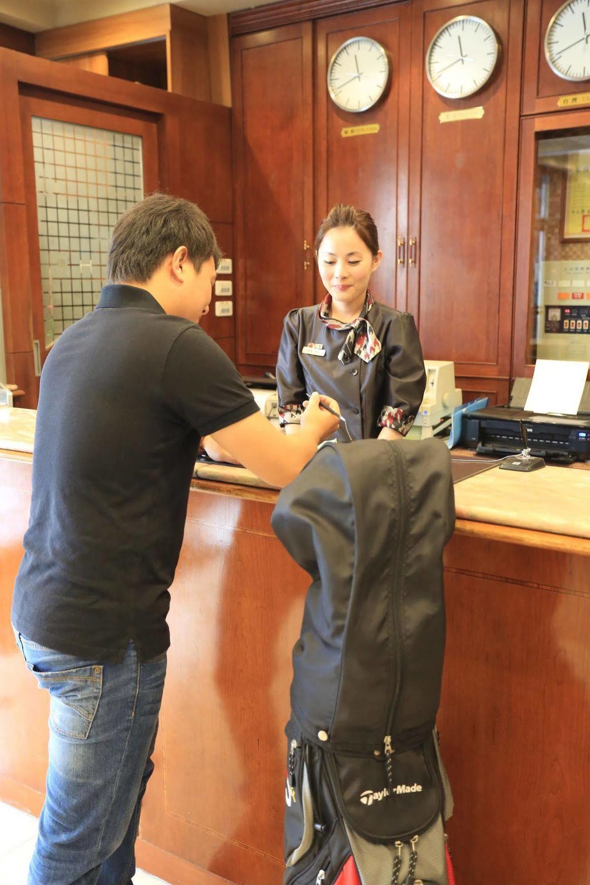 Cambridge Tainan Hotel Dış mekan fotoğraf