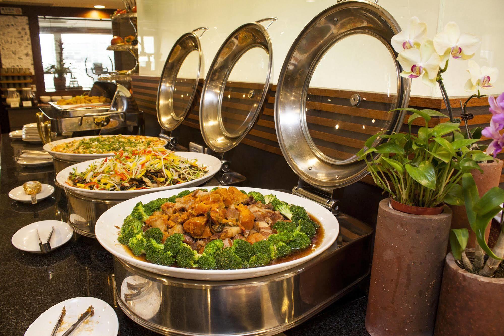 Cambridge Tainan Hotel Dış mekan fotoğraf